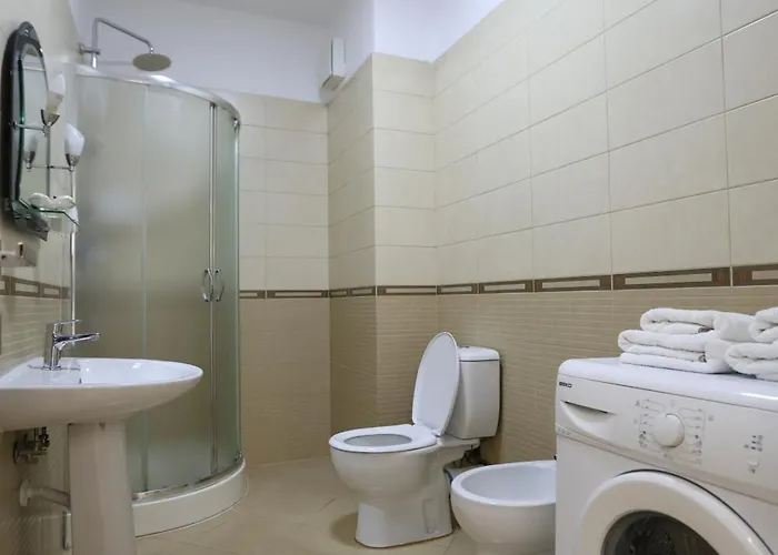 Select 9 Apartment *