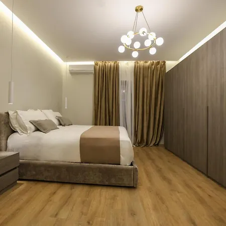 Skanderbeg Square Select 9 شقة