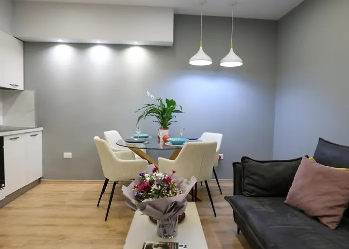 Select 9 Apartament *